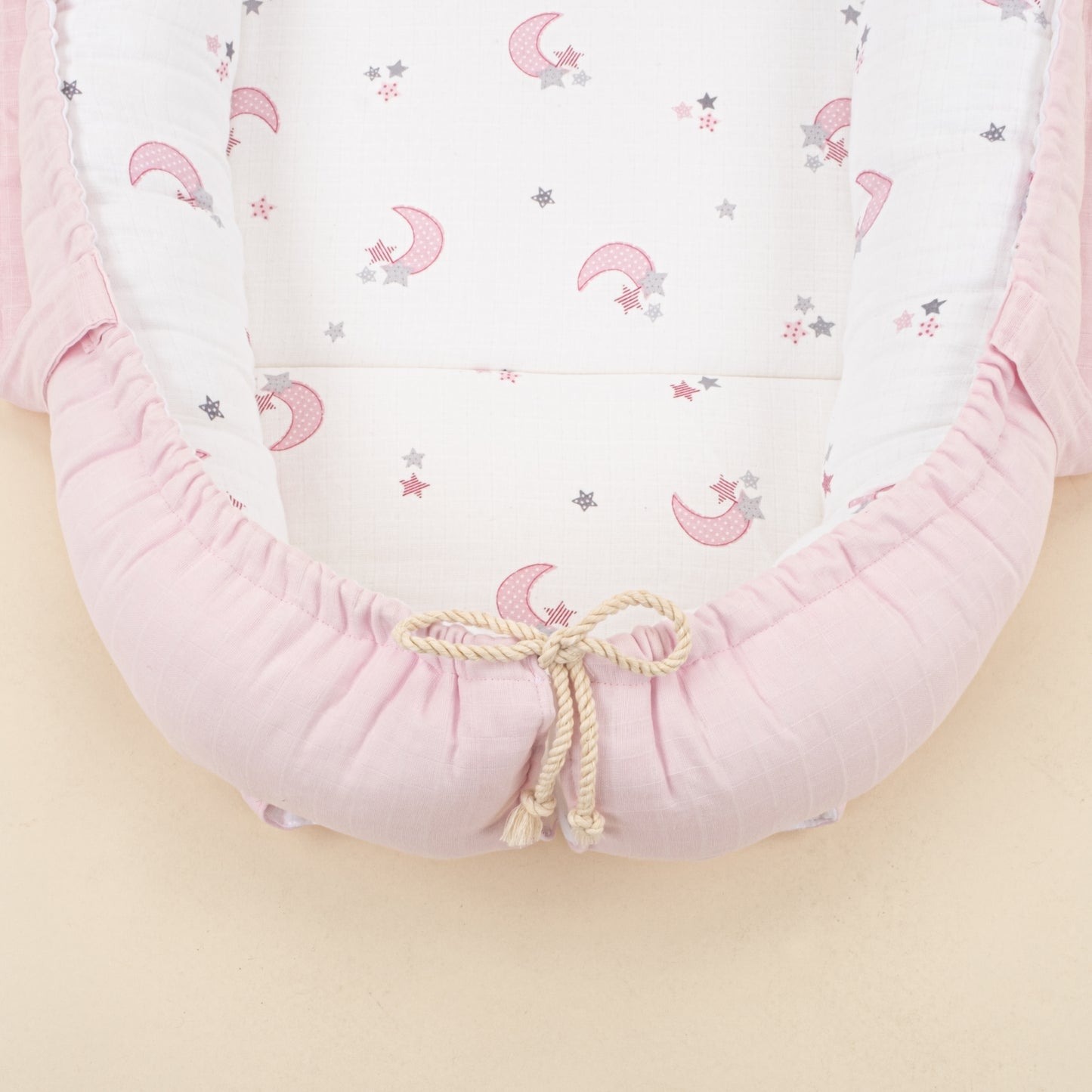 Babynest ve Yastık - Çift Taraflı - Bebe Pembe Muslin - Pembe Ay