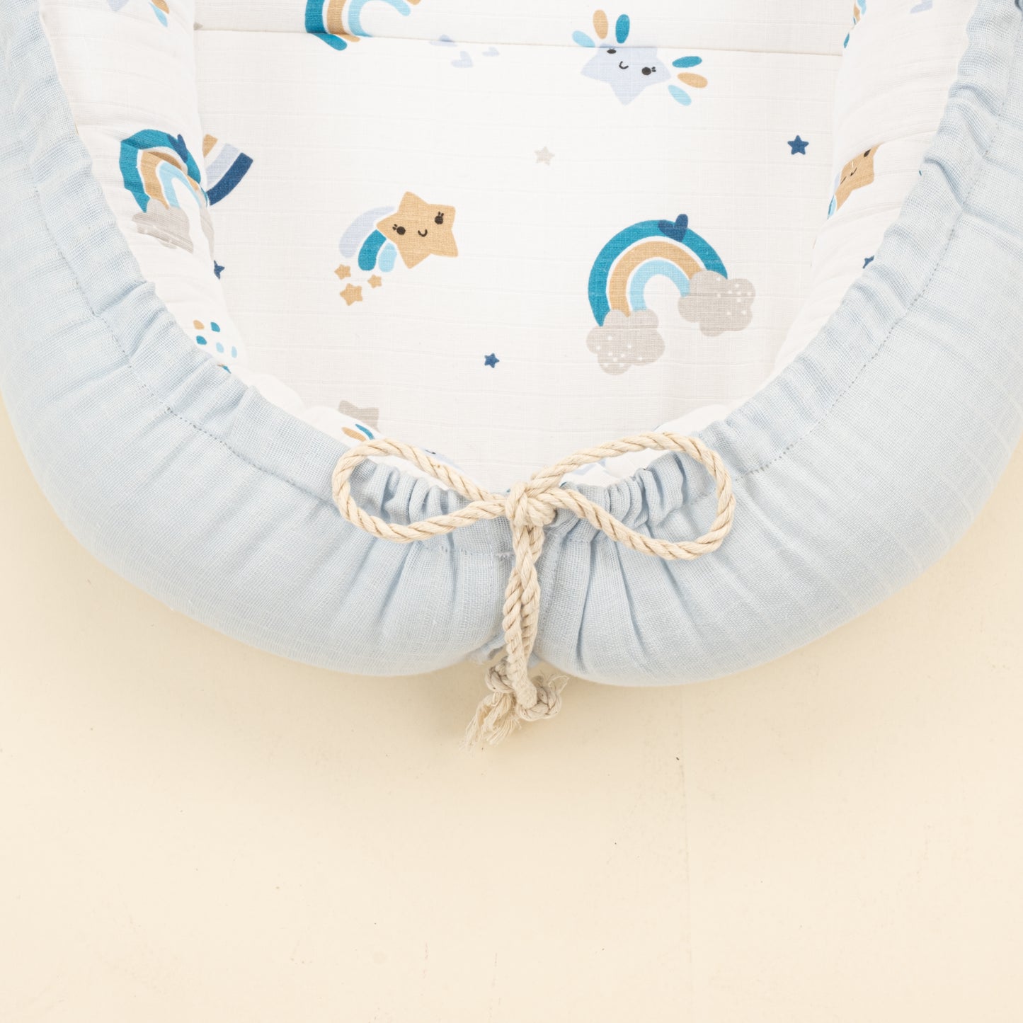 Babynest ve Yastık - Çift Taraflı - Bebe Mavisi Muslin - Mavi Gökkuşağı