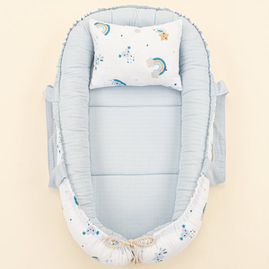 Babynest ve Yastık - Çift Taraflı - Bebe Mavisi Muslin - Mavi Gökkuşağı