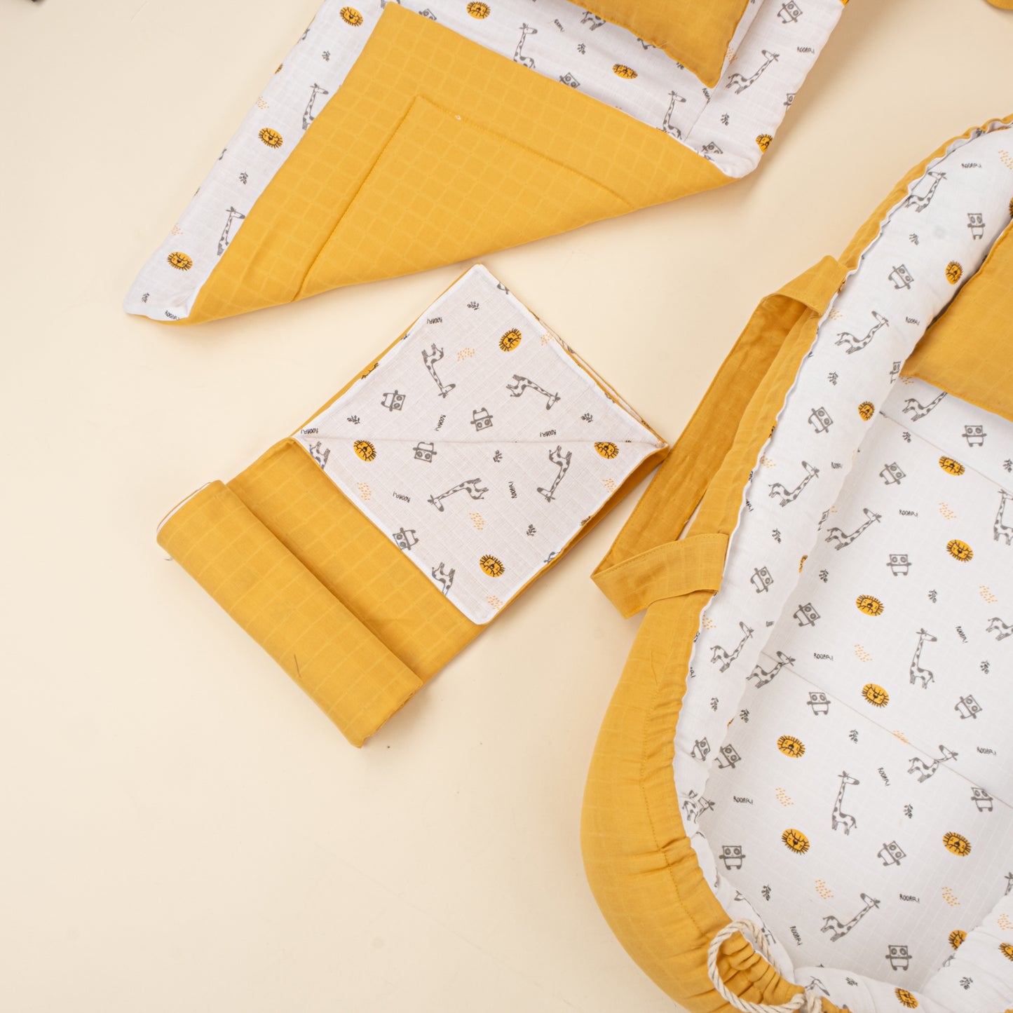 18 Parça Full Set - Çift Taraflı - Hardal Muslin - Zürafa