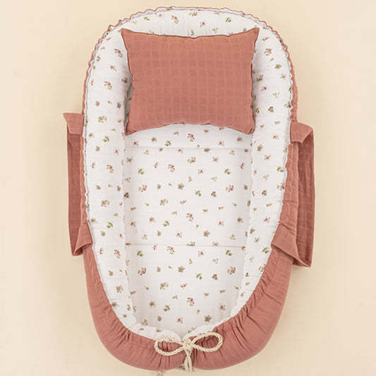 Babynest ve Yastık - Çift Taraflı - Gül Kurusu Muslin - Çiçekler