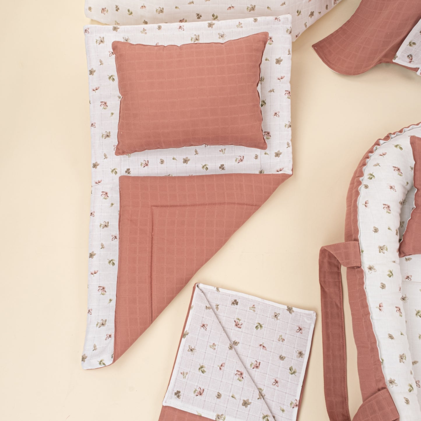 18 Parça Full Set - Çift Taraflı - Gül Kurusu Muslin - Çiçekler
