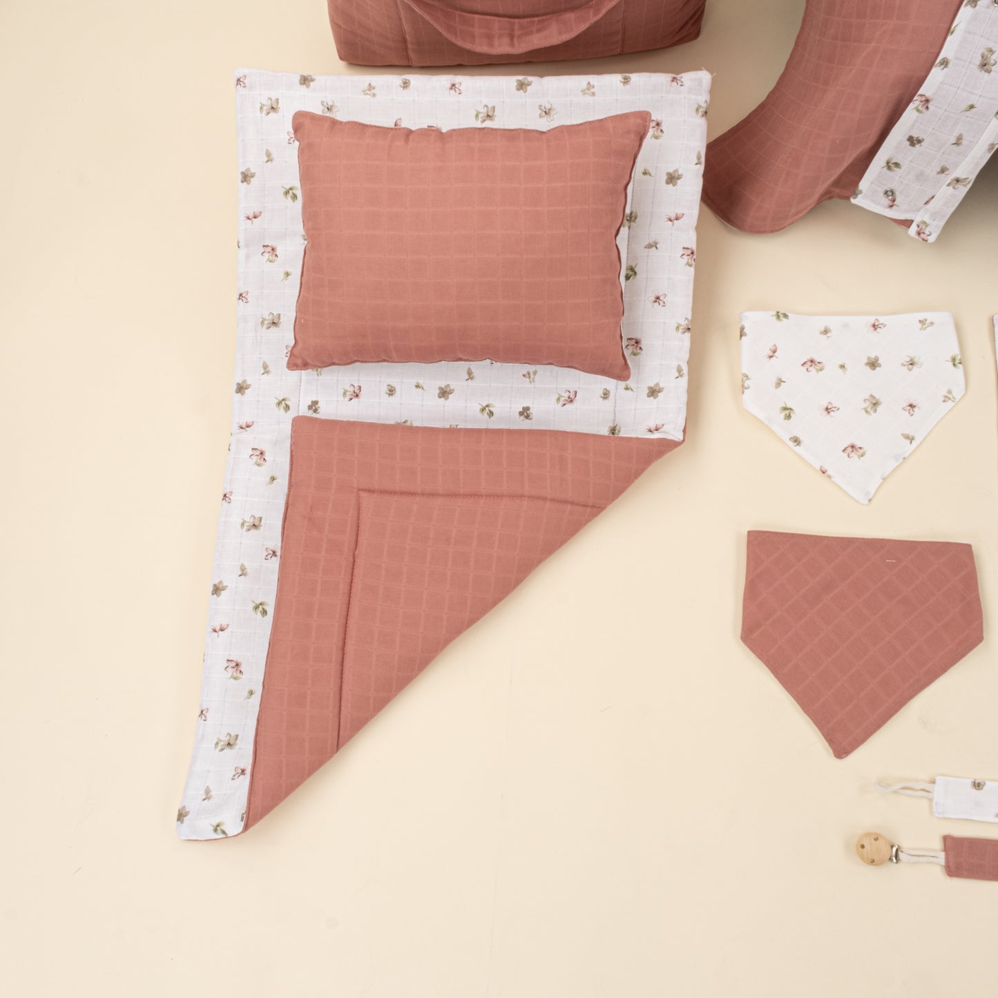14 Parça Avantajlı Set - Çift Taraflı - Gül Kurusu Muslin - Çiçekler