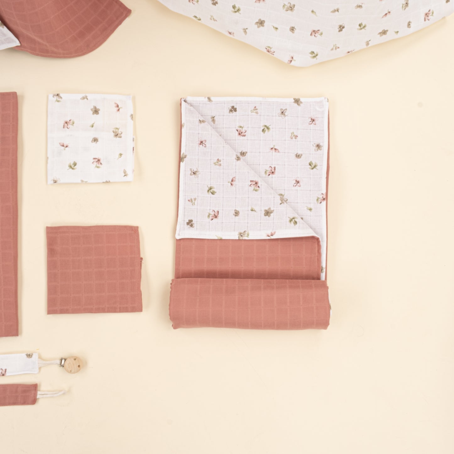 14 Parça Avantajlı Set - Çift Taraflı - Gül Kurusu Muslin - Çiçekler