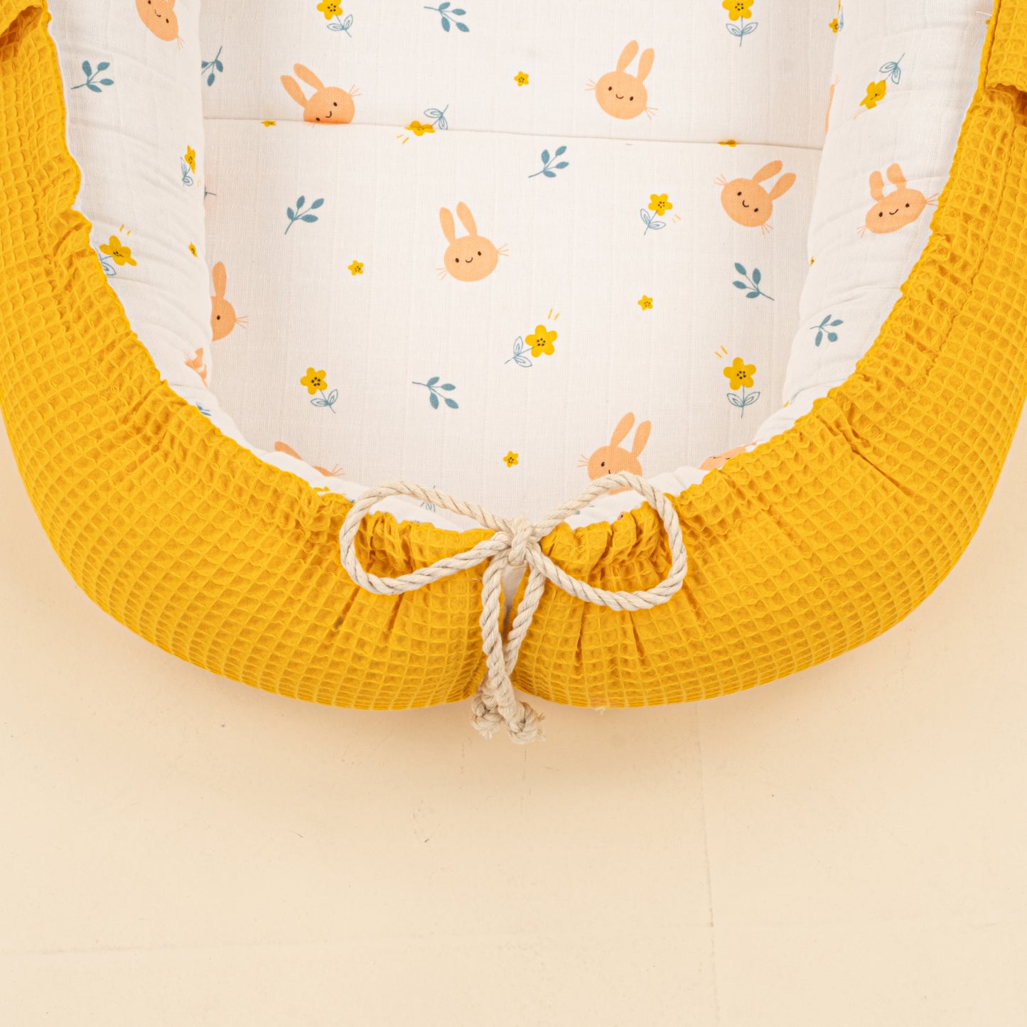 Babynest ve Yastık - Çift Taraflı - Hardal Petek - Turuncu Tavşan