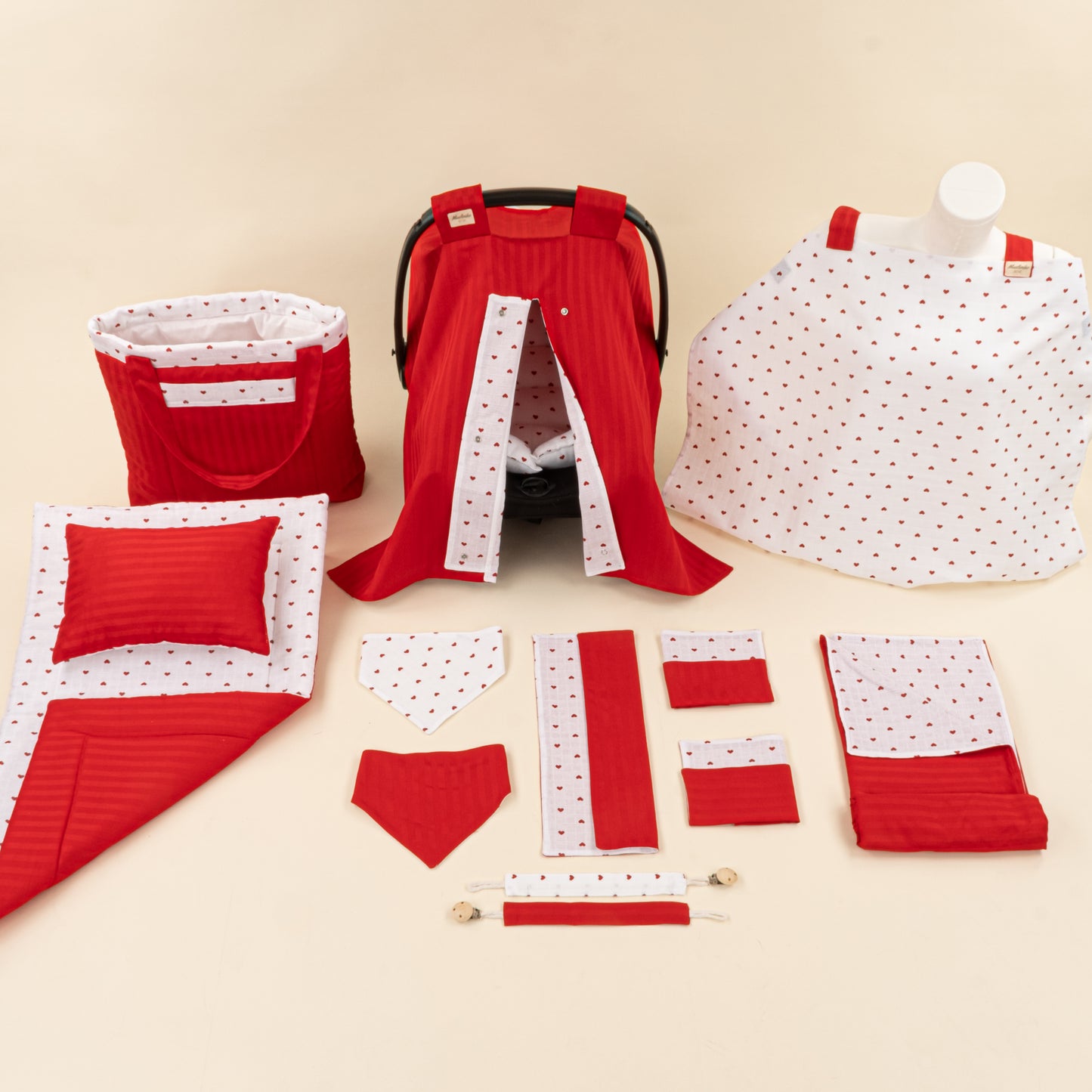 14 Parça Avantajlı Set - Çift Taraflı - Kırmızı Saten - Kırmızı Kalp