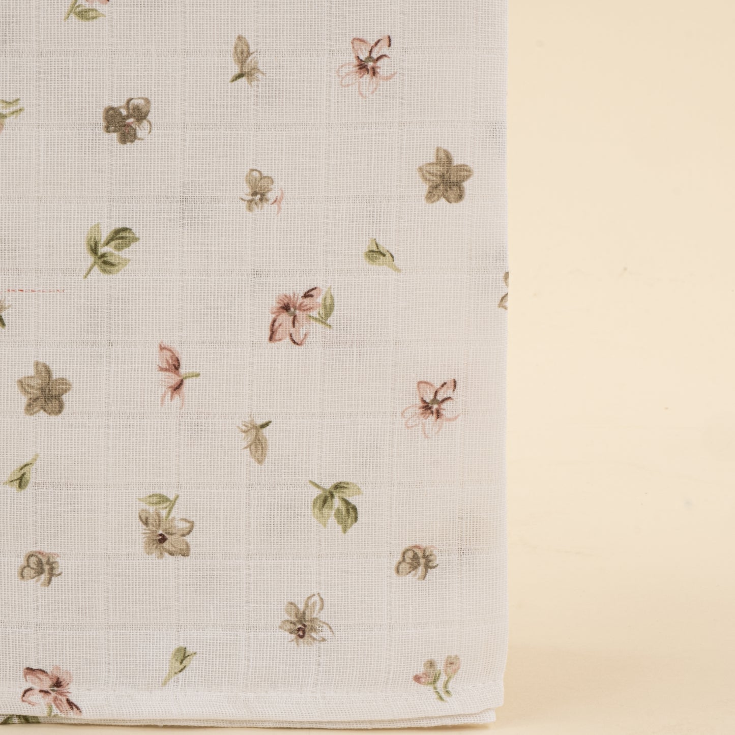 Müslin Örtü - Çiçekler