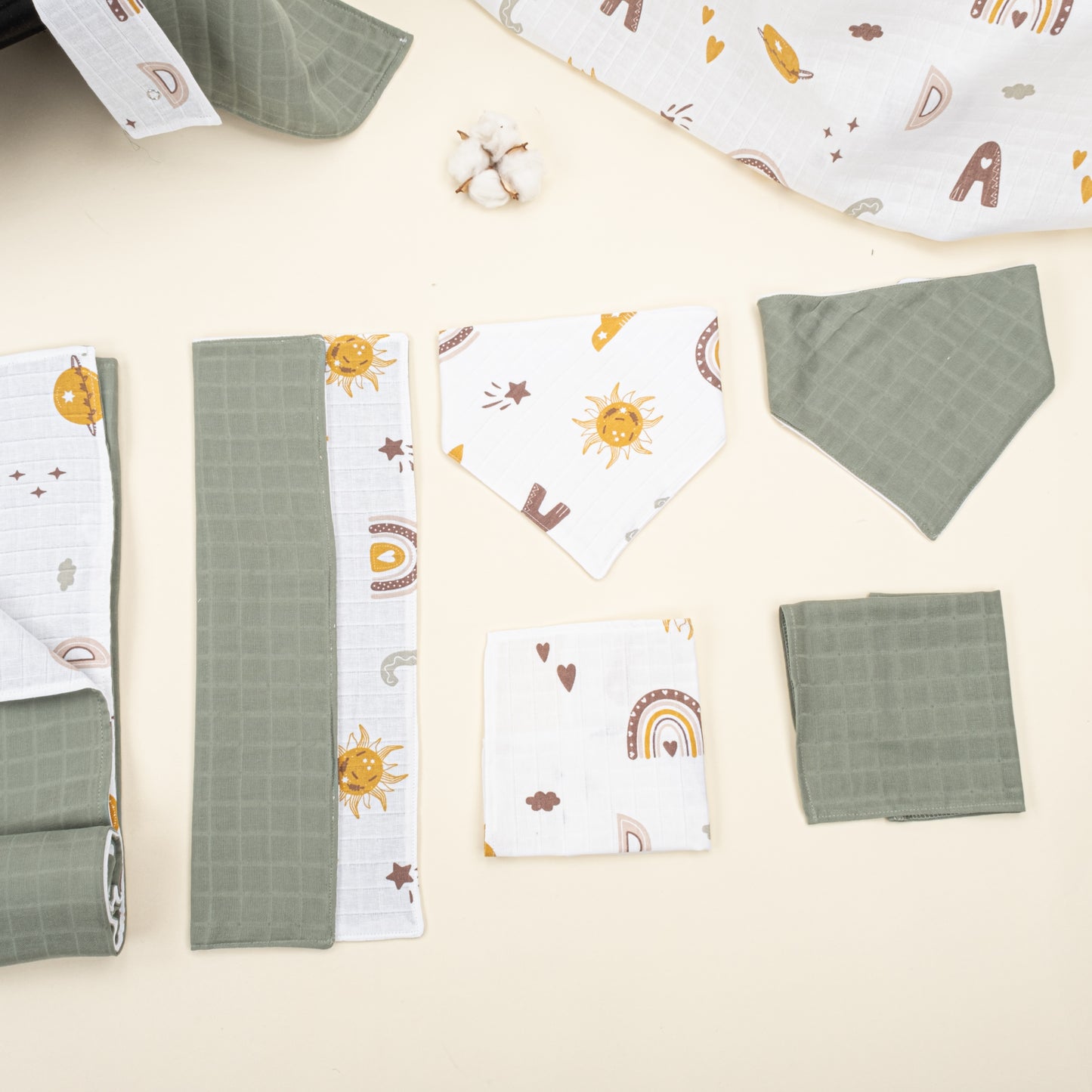 9 Parça Avantajlı Set - Çift Taraflı - Haki Muslin - Galaksi ve Harfler