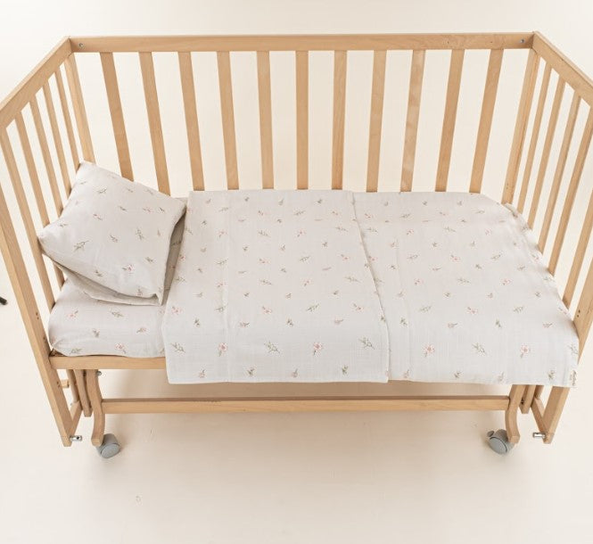 Bebek Muslin Nevresim Seti (Yorgan Kılıfı,Yastık Kılıfı,Lastikli Çarşaf) - Pembe Çiçekler