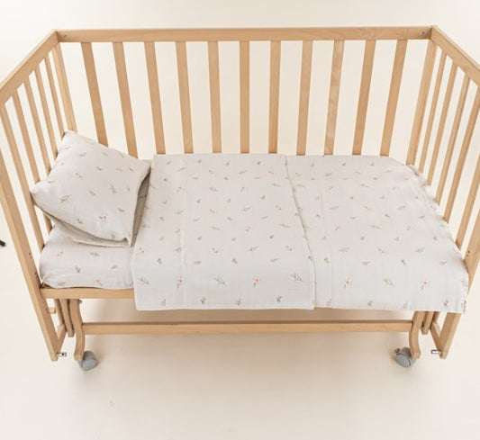 Bebek Muslin Nevresim Seti (Yorgan Kılıfı,Yastık Kılıfı,Lastikli Çarşaf) - Pembe Çiçekler