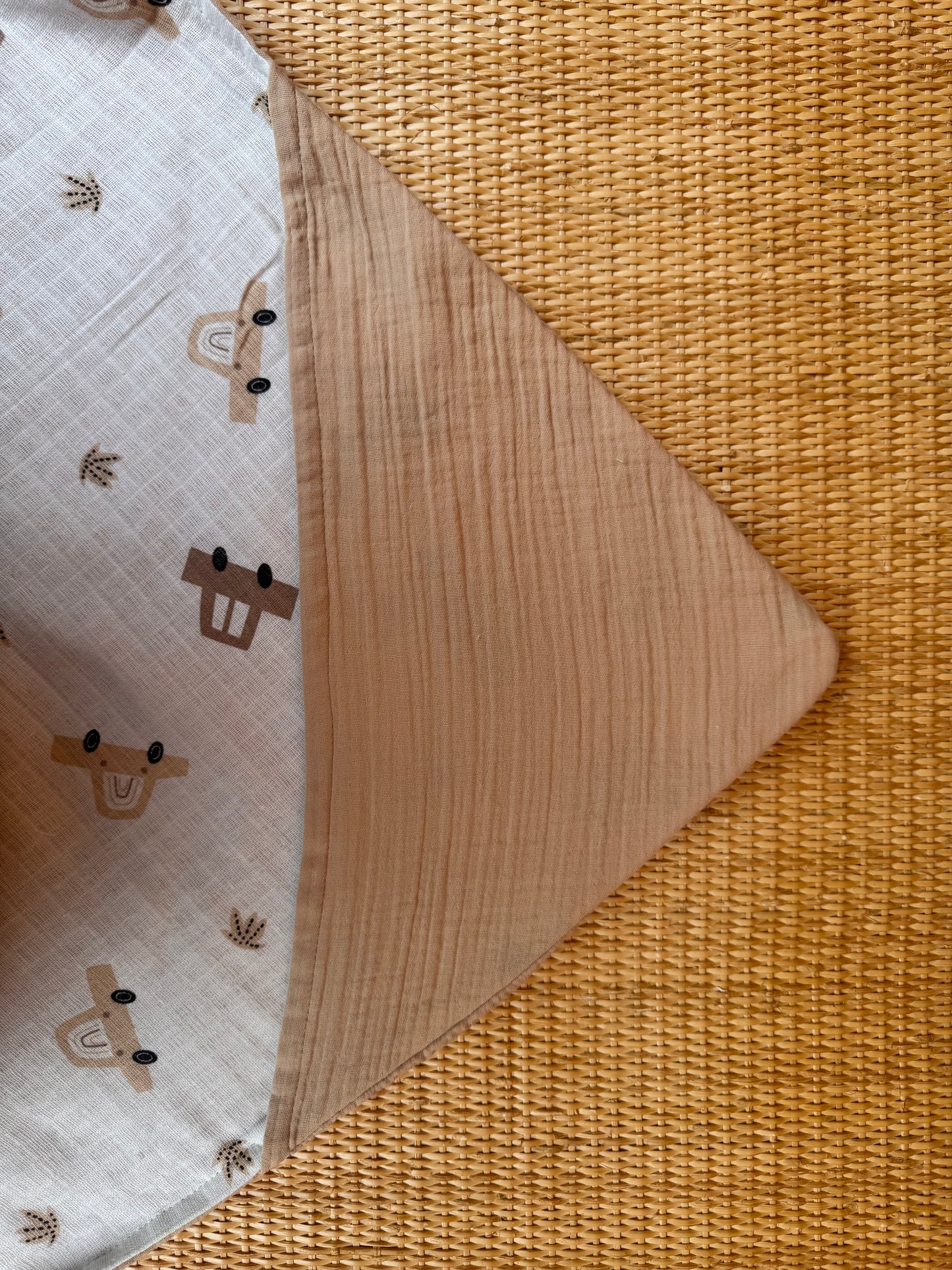 Muslin Kundak - İki Katlı Muslin Bej - Kahverengi Arabalar