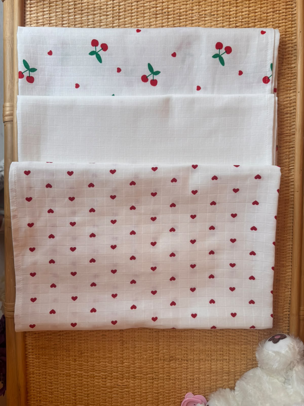 3lü Set - Müslin Örtü - Kiraz / Kırmızı kalp / Beyaz