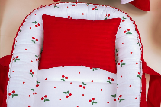 Babynest ve Yastık - Çift Taraflı - Kırmızı Saten - Kiraz
