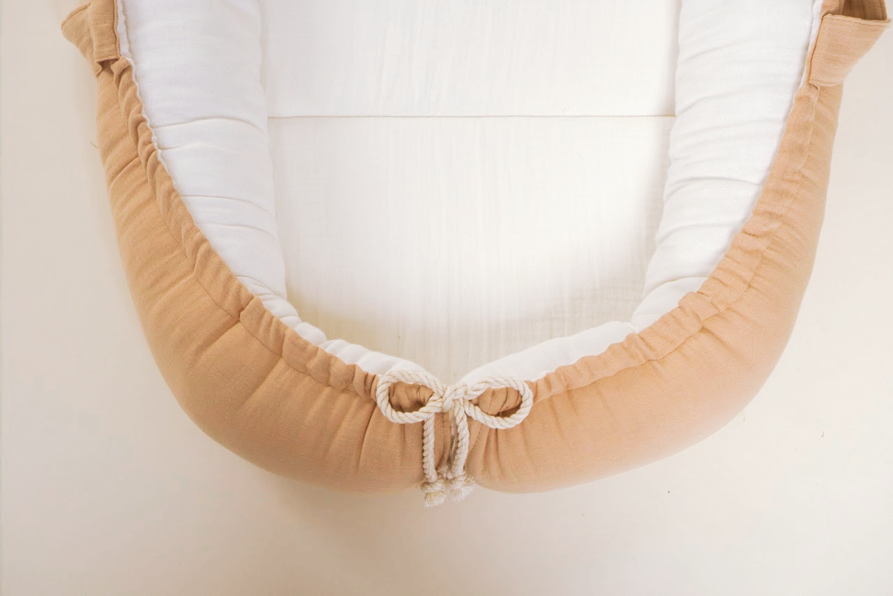 Babynest ve Yastık - Çift Taraflı - İki Katlı Bej Muslin - İki Katlı Krem Muslin