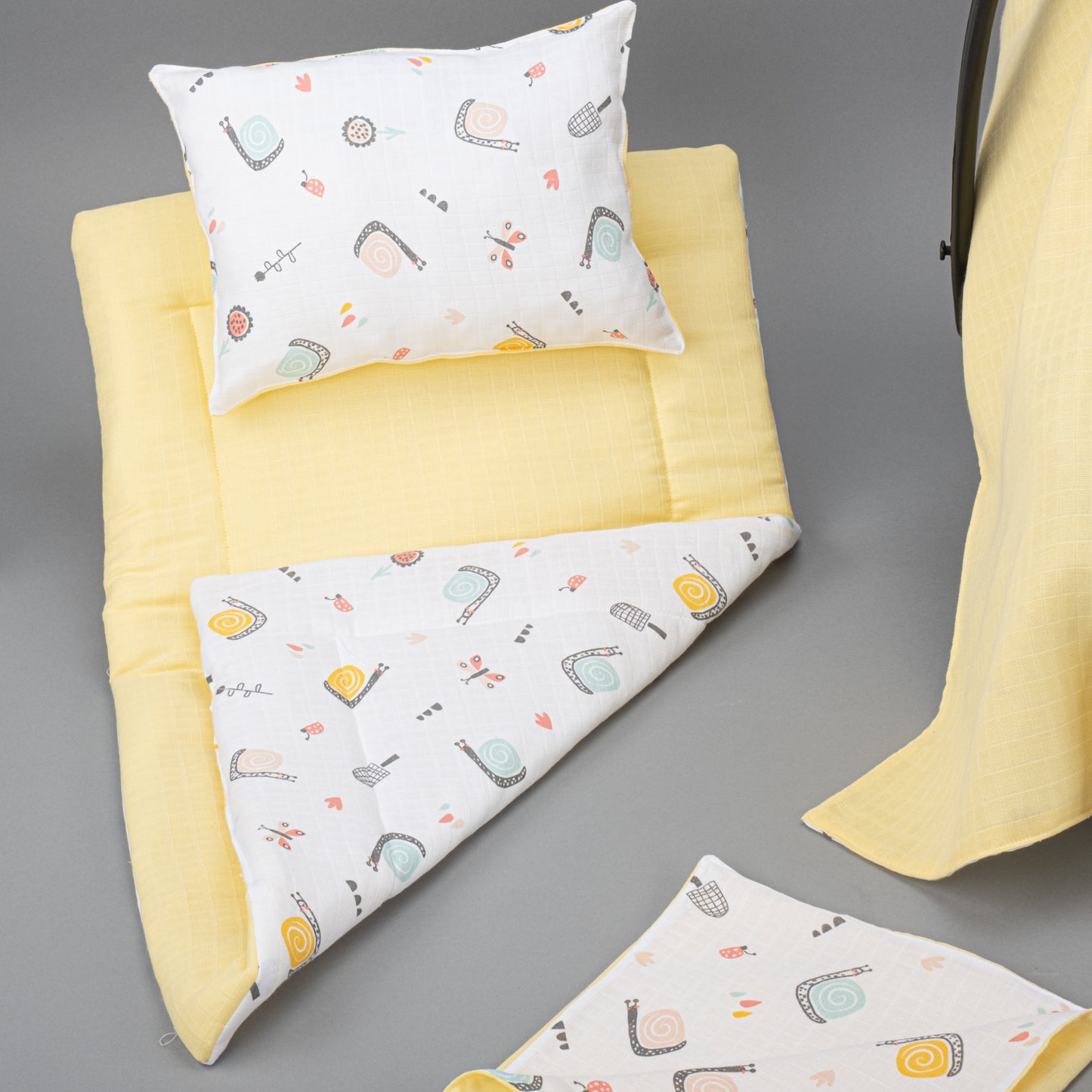 11  Parça Avantajlı Set - Çift Taraflı - Sarı Muslin - Salyangoz