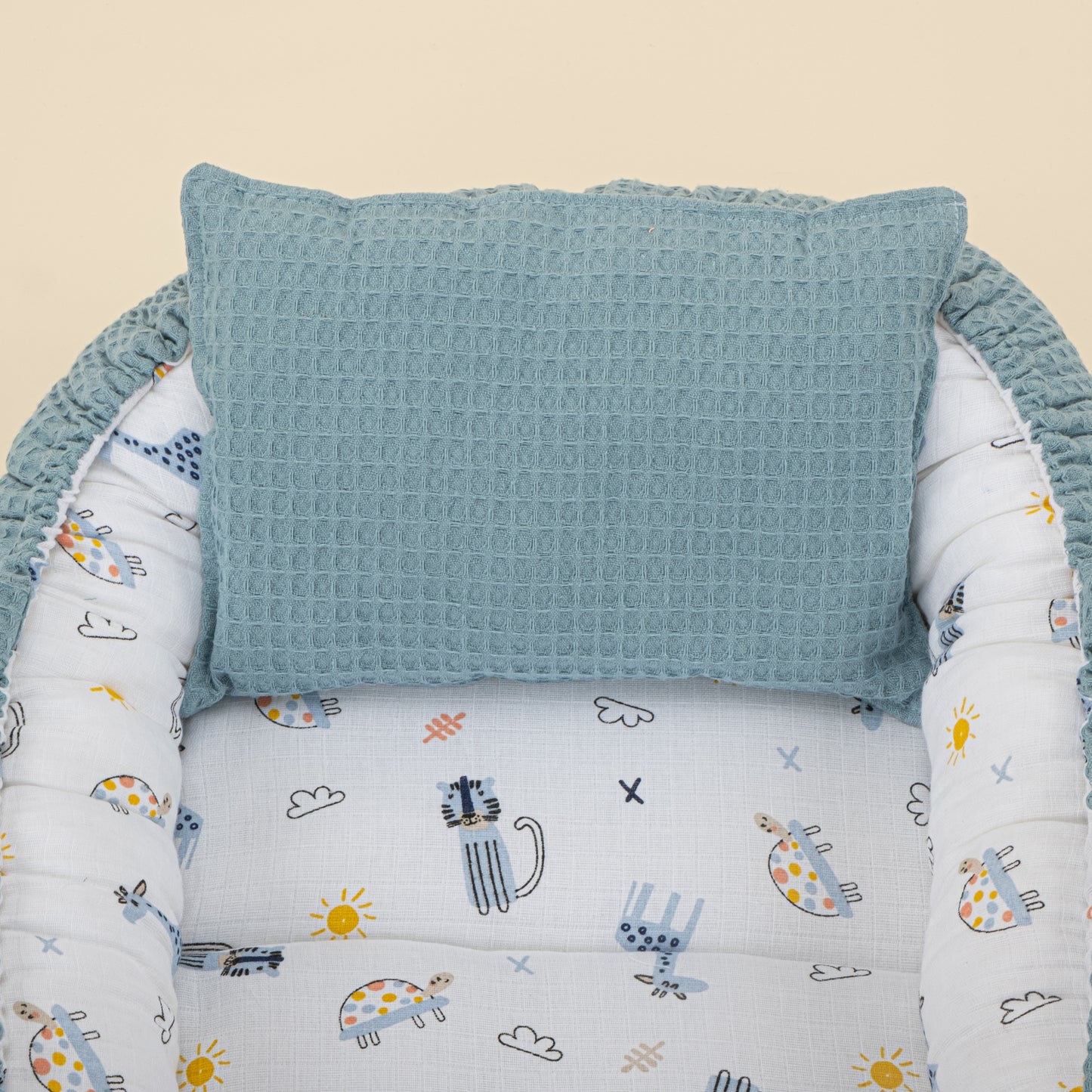 Babynest  ve Yastık - Çift Taraflı - Petrol Mavisi Petek - Canlı Hayvanlar